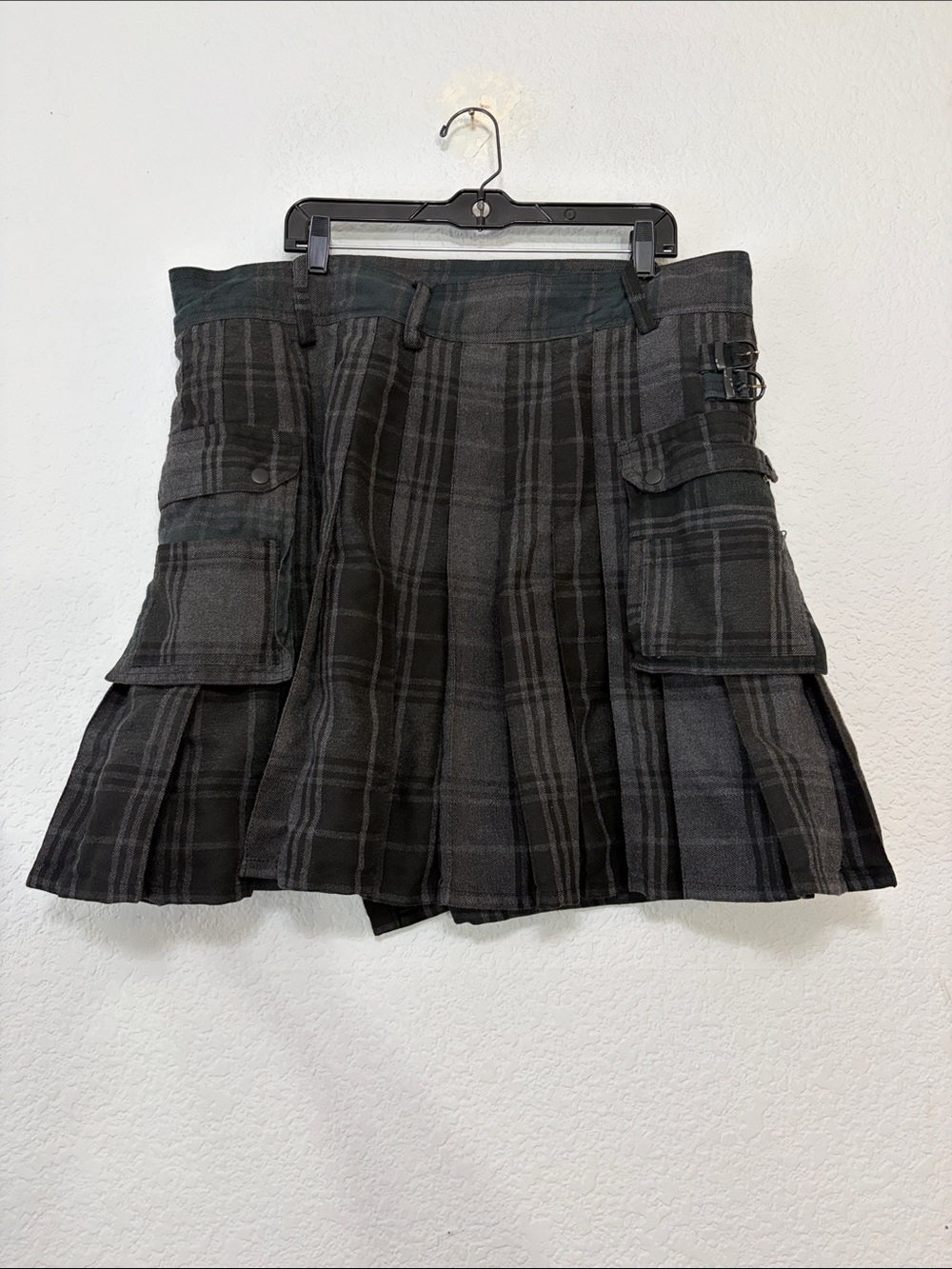 Plaid Print Tartan Black Gray Utility Cargo Style Kilt Skirt